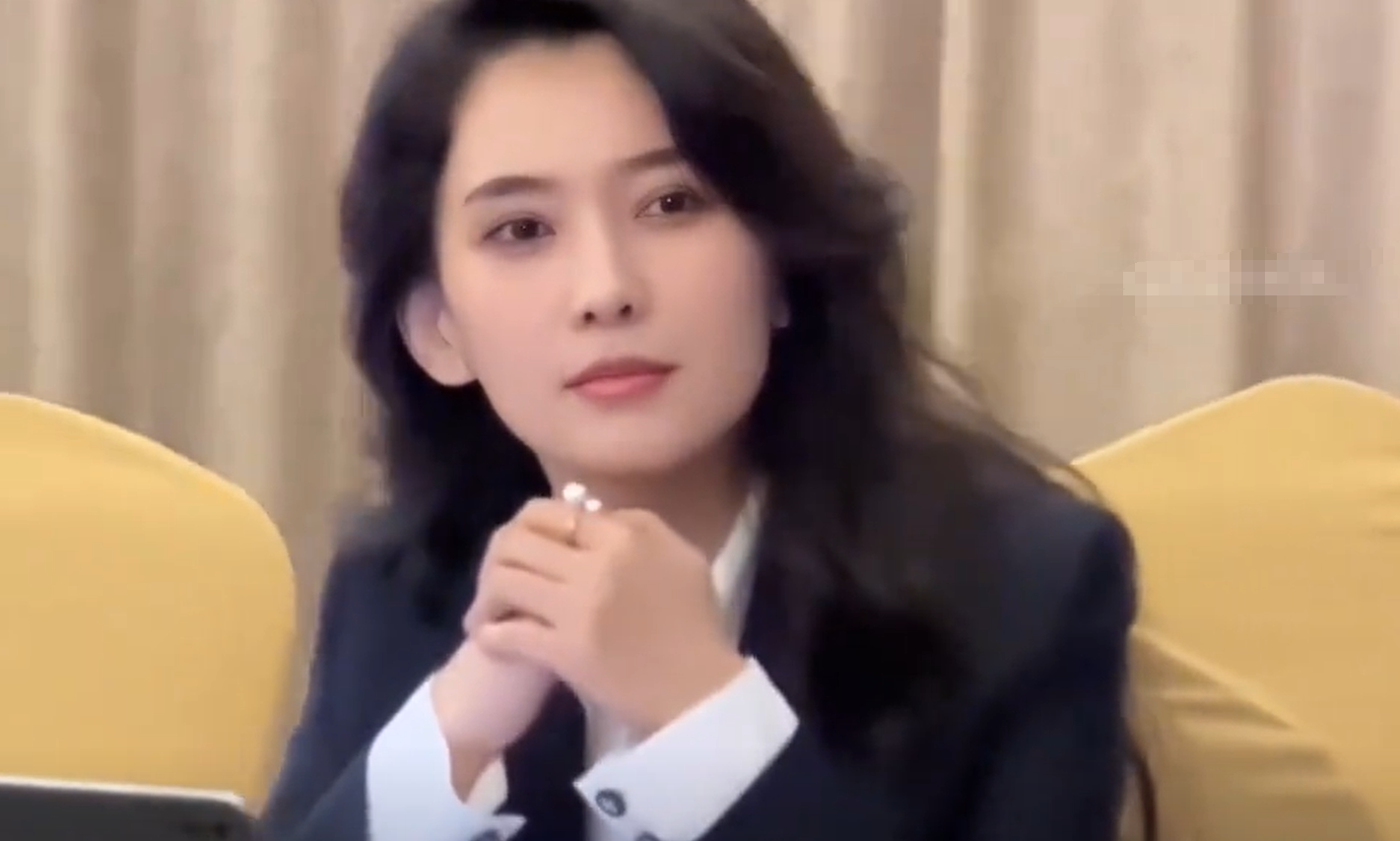 汪峰520官宣恋情,葛荟婕为章子怡打抱不平,直言有本事再生一个