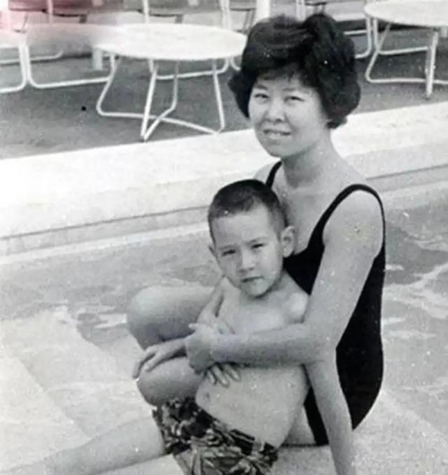 费翔母亲情史曝光,人生经历比儿子更传奇,或是"余则成"遗孀!