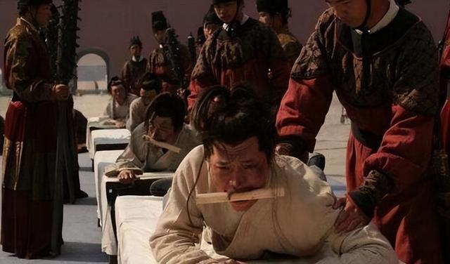 取而代之的,是笞,杖,徒,流,死,这新"五刑".