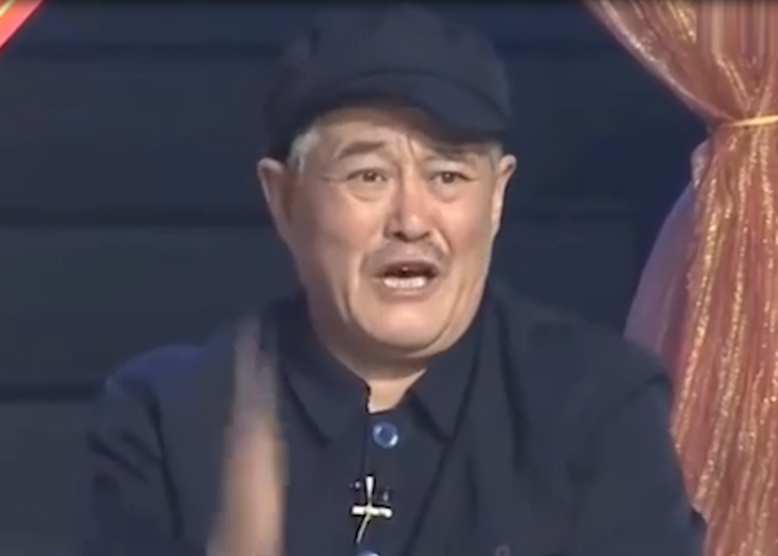 2009年,赵本山突发脑溢血被紧急送院治疗.