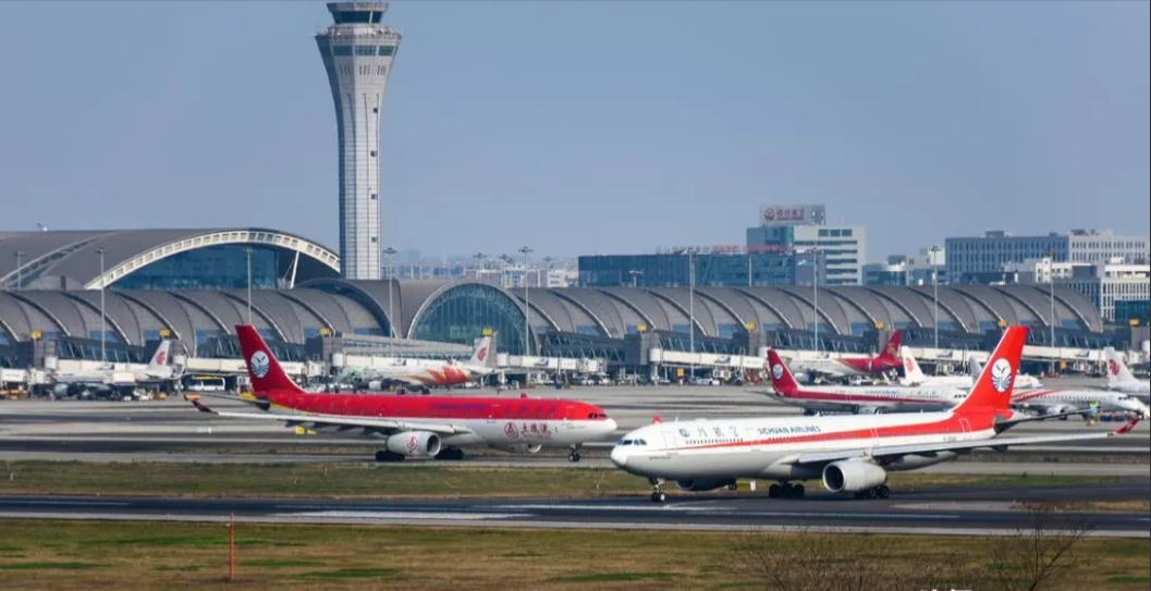 2,成都天府国际机场(4f级) 3,绵阳南效机场(4d级) 4,泸州云龙机场(4c