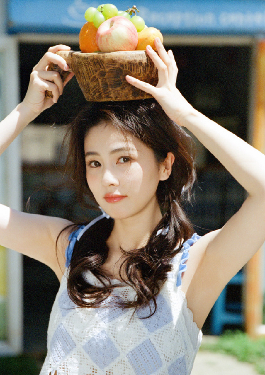 白鹿田园风少女 双马尾,吊带上衣,田园风,好漂亮,夏天的气息扑面而来