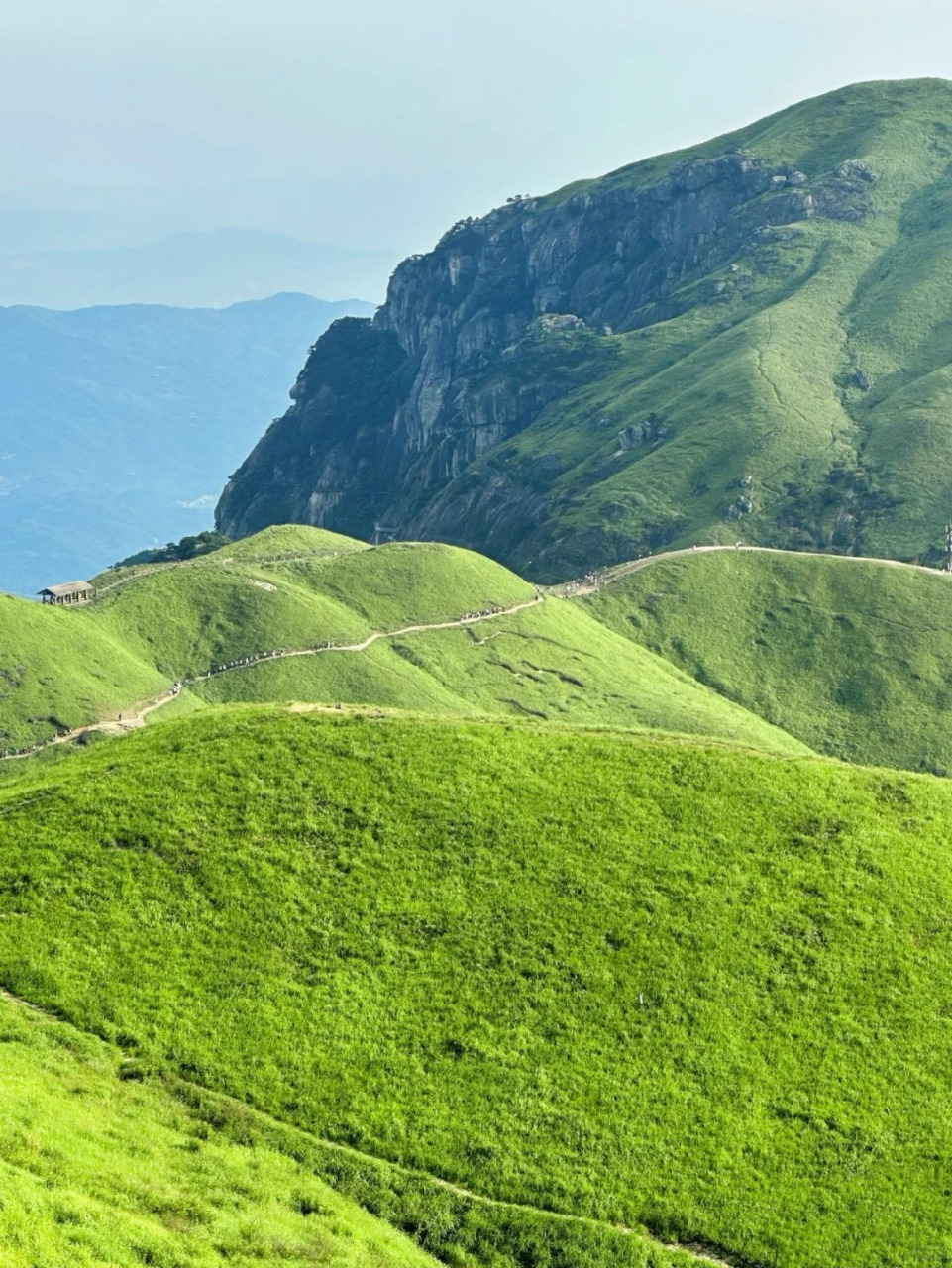 江西最高山图片