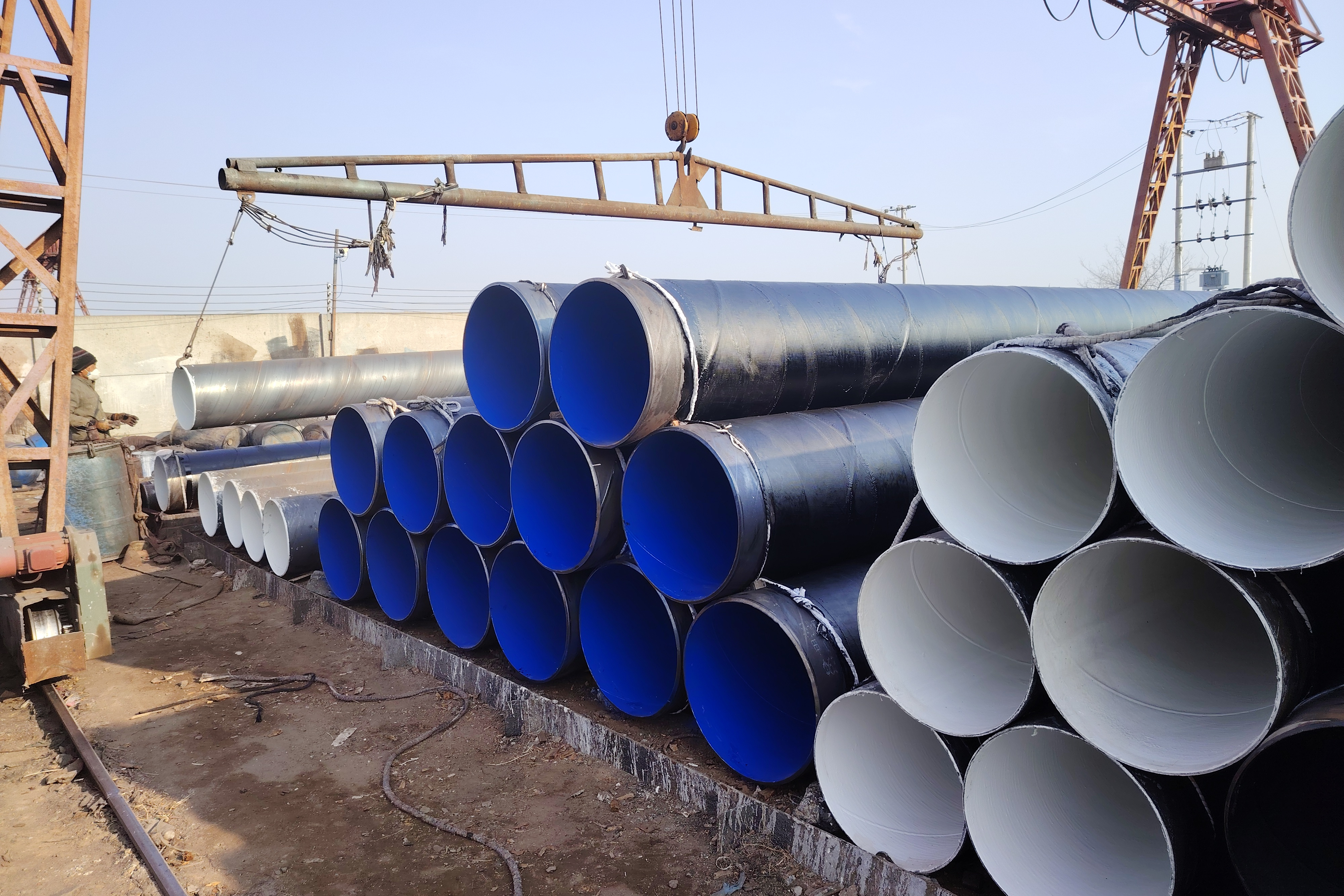 地埋污水管网用防腐螺旋钢管通过沥青,环氧粉末,3pe和聚脲等涂层防腐