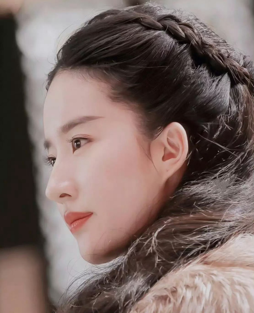 刘亦菲和井柏然拍的这部民国剧怎么还不播啊,这都宣传了三四年了啊