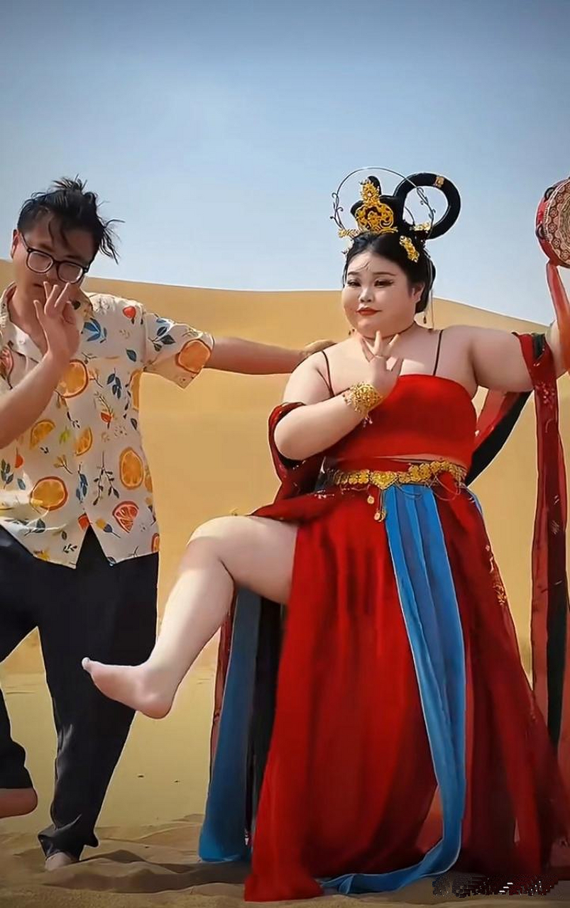 胖妹子秒变仙女!那些飘带怎么飘的?