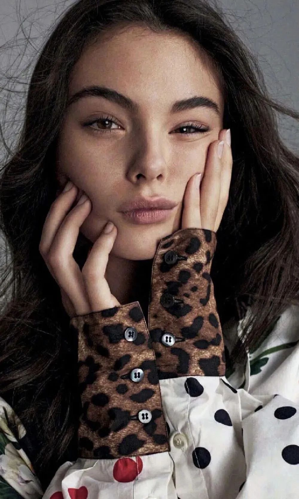 她是"最美星二代",戴娃·卡塞尔的颜值你打几分?