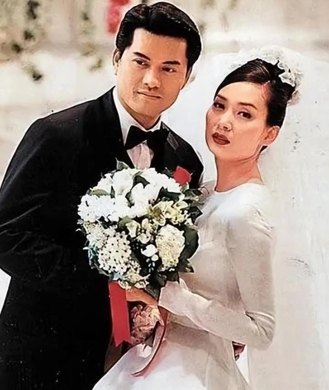 回顾吕良伟:三婚娶贵州富婆杨小娟,47岁生一子,如今他还好吗?