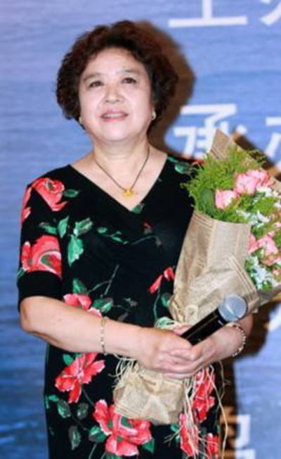 "从导演到画家"——中国通俗文艺研究会非遗专委会顾问肖桂云