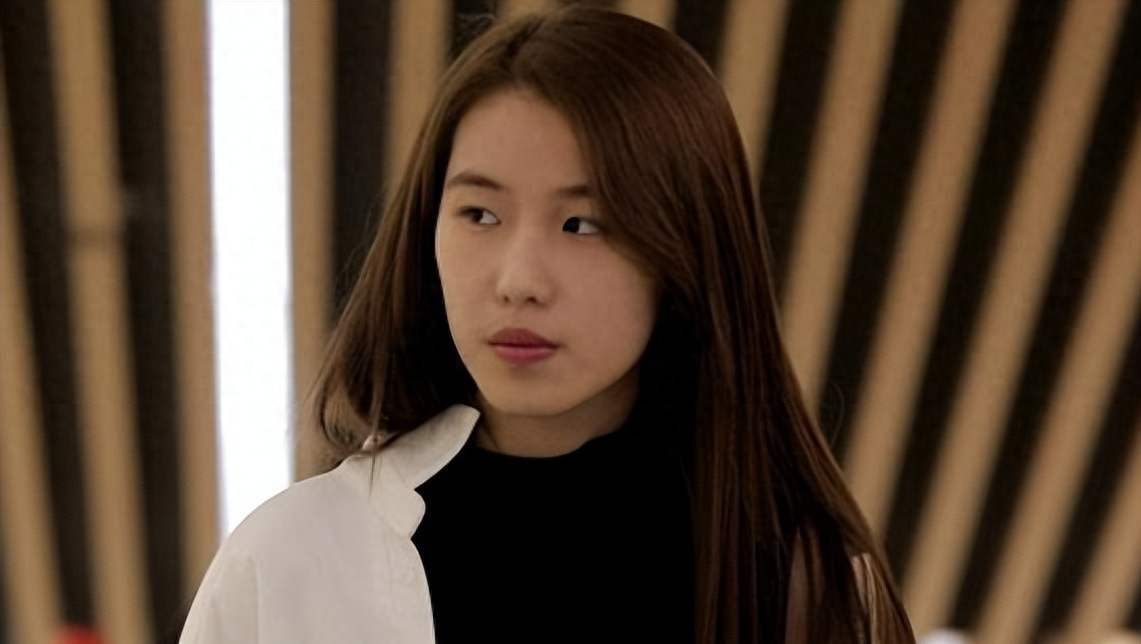 17年《变形记》刘思琦:16岁吃饭靠人喂,每天花销过万,如今怎样