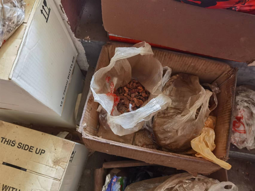 饭菜里加罂粟壳,究竟会不会让人上瘾?有什么危害?这事可不简单