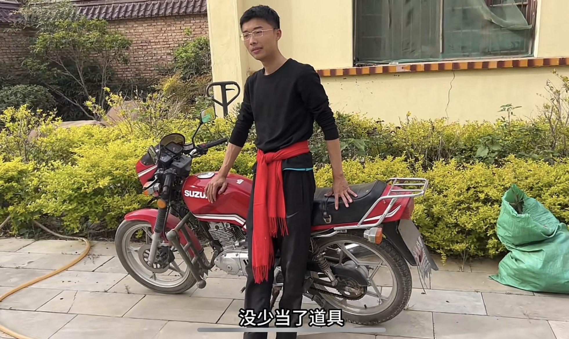 顶流郭有才被实名举报,官方怒批:"群魔乱舞"的直播闹剧该停了