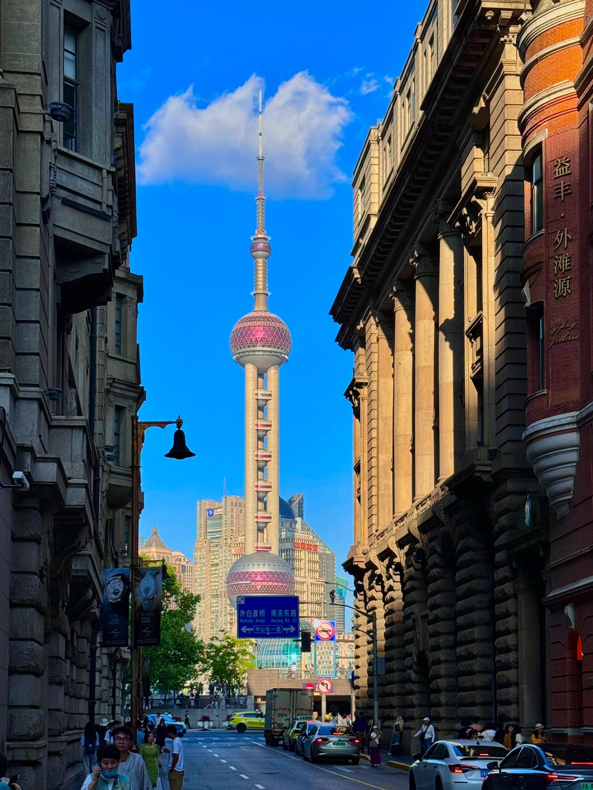 我个人体验和建议的旅行指南,希望它能成为你探索这座城市的得力助手