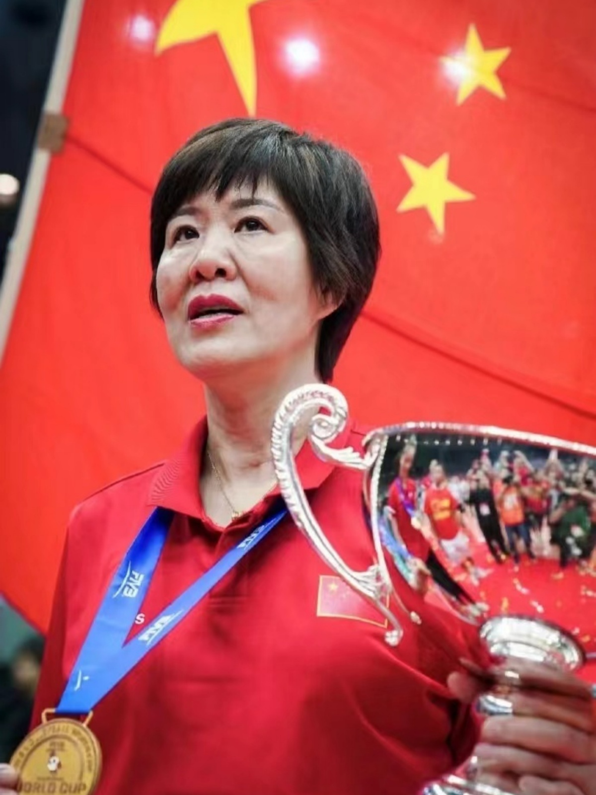 世联赛激战郎平动态受瞩目与蔡斌教练新老交替期待为中国排球开启