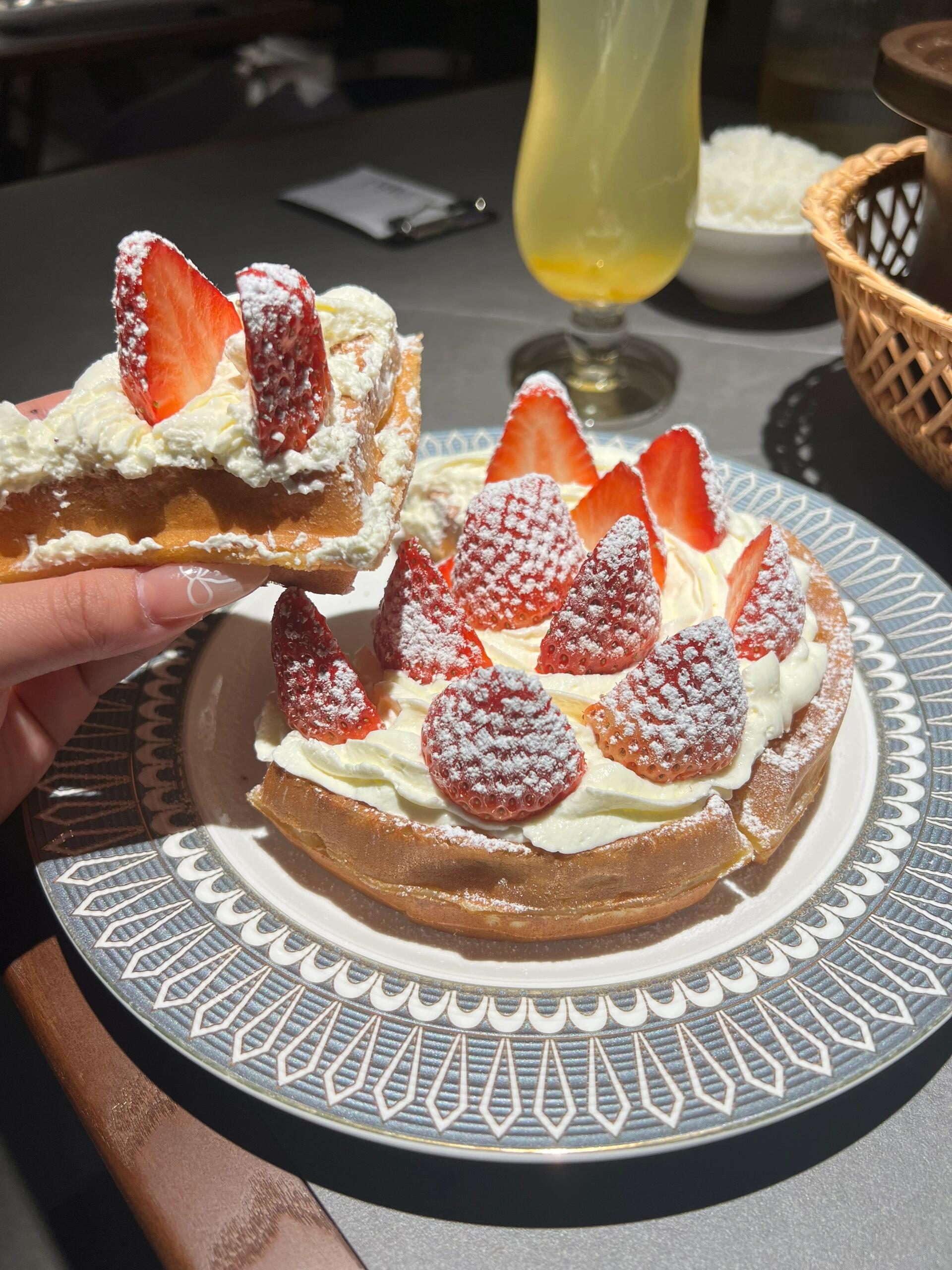 独特的地理位置和历史底蕴吸引着无数游客,更以其丰富多样的美食文化