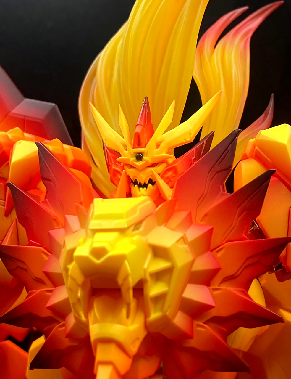 模型欣赏:amakuni"机神 霸界王始源勇者王 玩家开盒实物,整体采用了