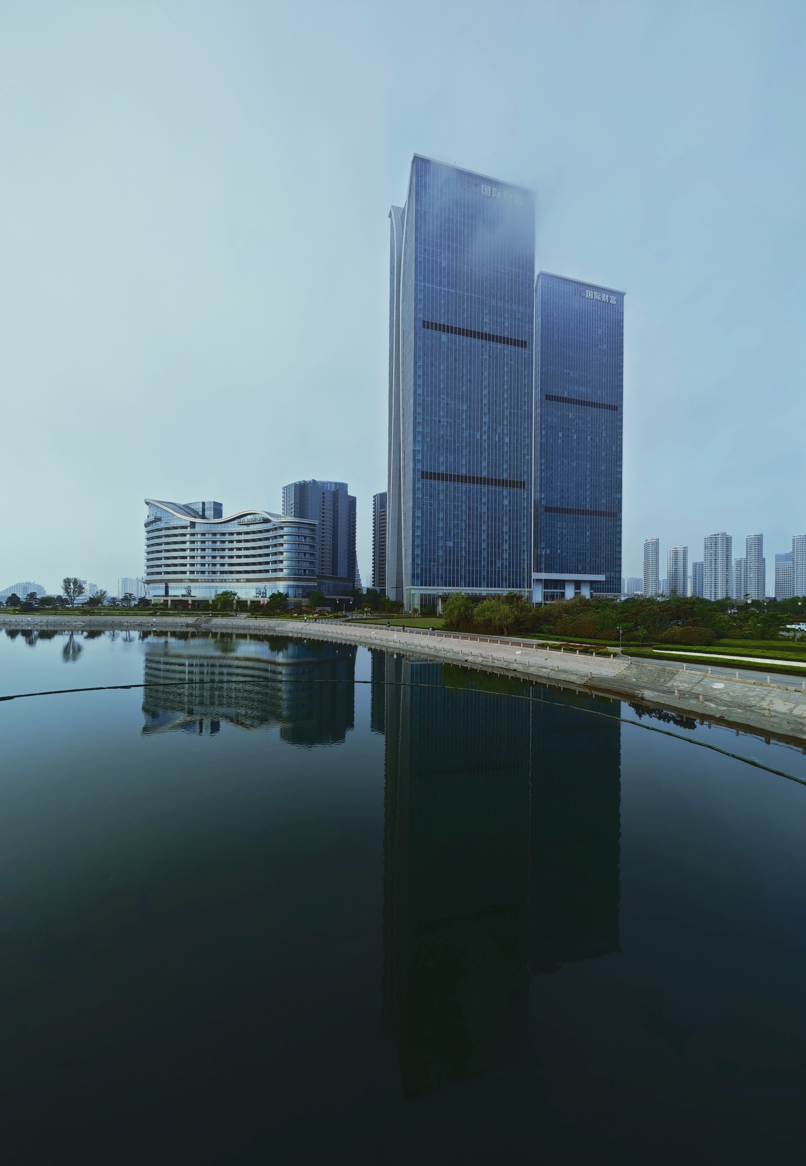 周末去海边看风景及海边建筑拍摄技巧分享        周末去山东日照看海