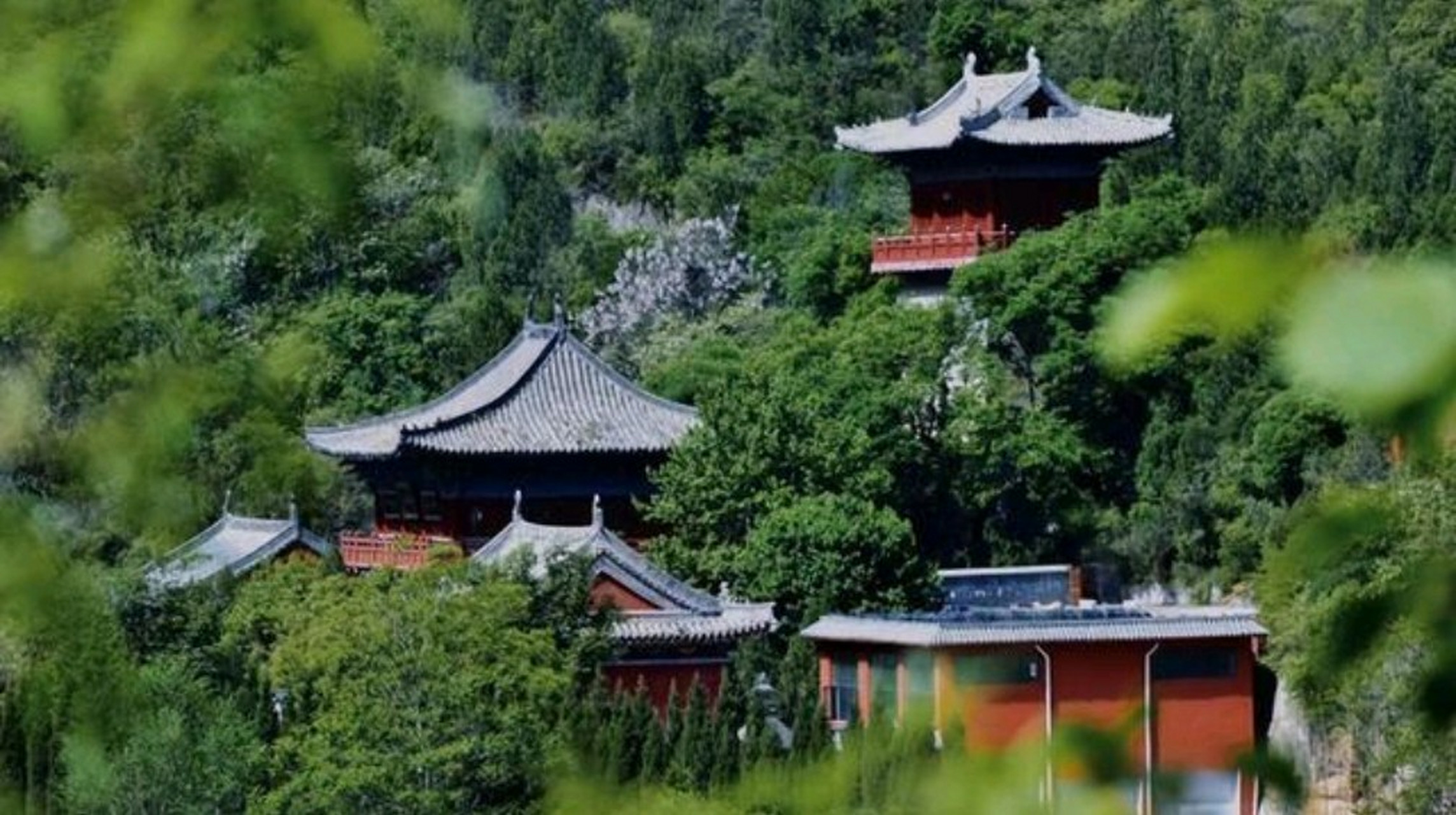 巩义的青龙山慈云寺是个低调小众的好去处,又到了夏日玩水避暑的好