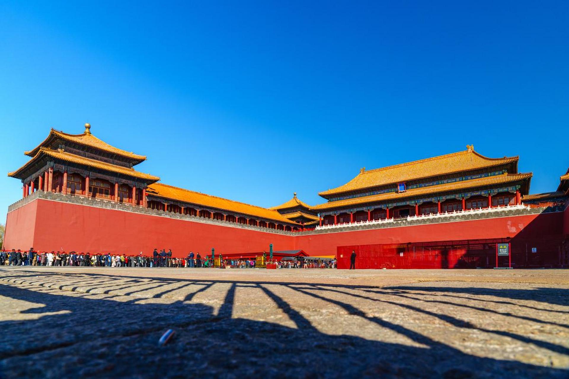 66个首批5a级景区  1,故宫博物院(北京)是世界五大宫之首,庄严而又