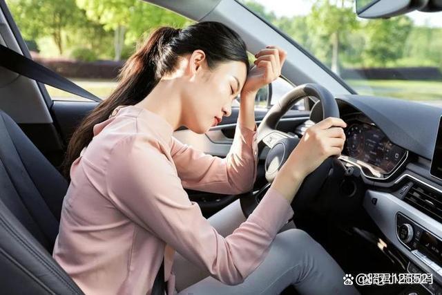车开"烂"才知:犯困不用喝红牛,用了这招数,开车不打盹