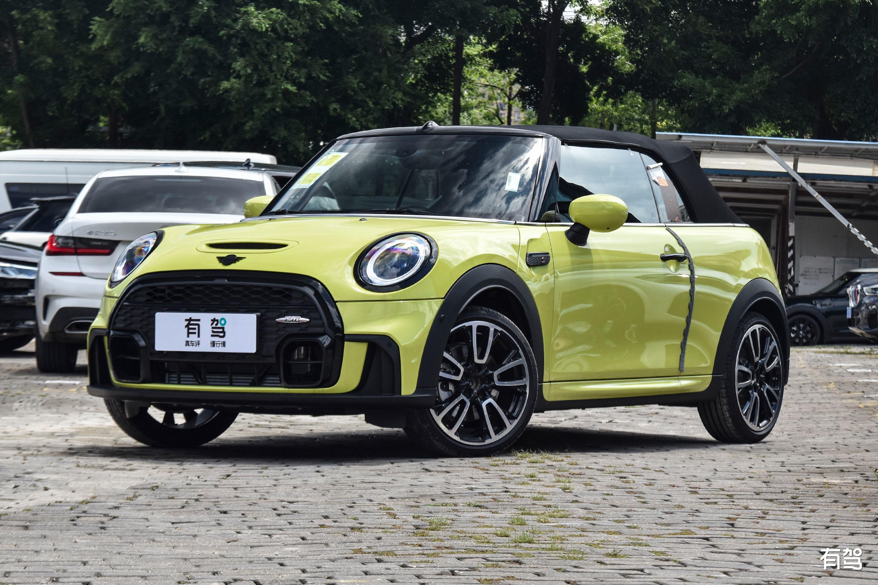 宝马mini,这款源自英国的微型车品牌,自诞生以来便以其独特的设计风格