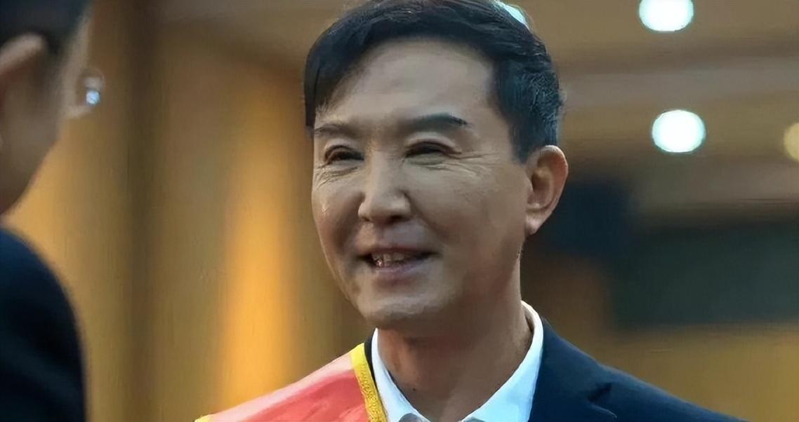 又现科技与狠活!古天乐我忍了,陈浩民我忍了,毛宁我忍不住笑了