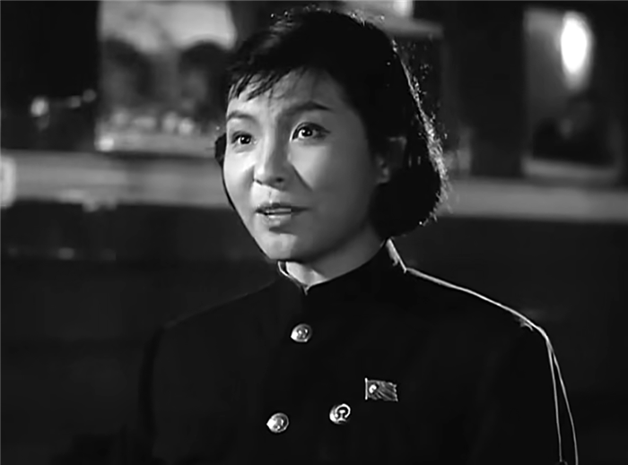 《12次列车》:真实事件改编,"容嬷嬷"李明启首部电影