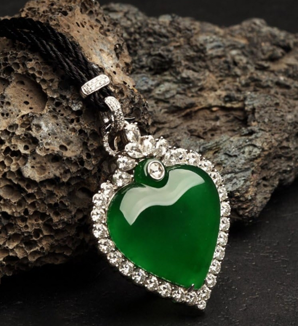 618省心选# #点击头像看直播# #翡翠珠宝#天然翡翠珠宝的加工工艺