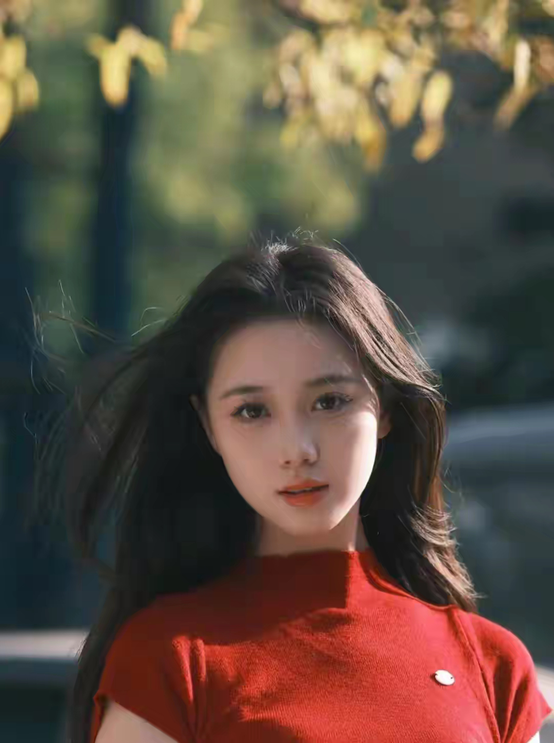 魅力女人是那些内外兼修,独具慧眼,坚韧不拔的女性.