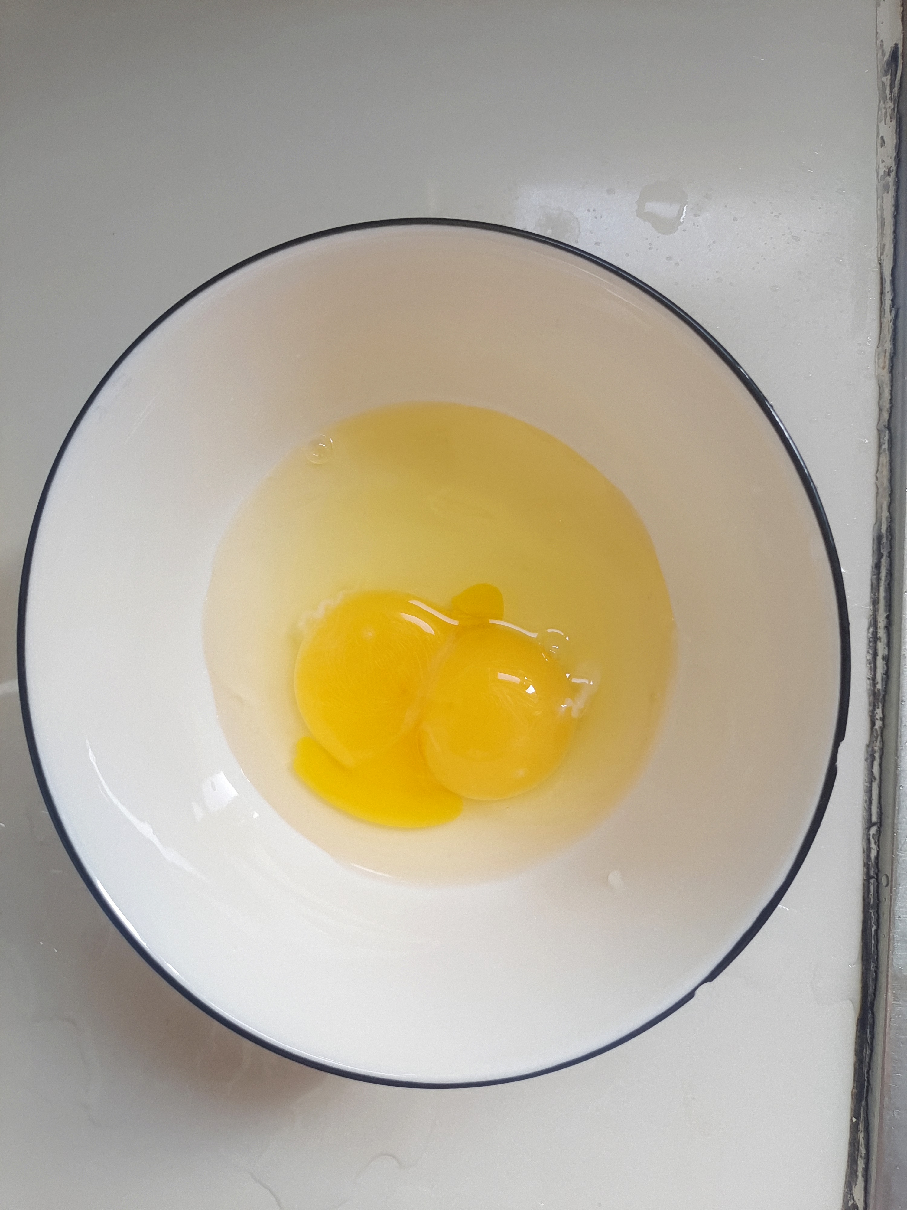 早上蜂蜜冲鸡蛋(早上蜂蜜冲鸡蛋的功效与作用)