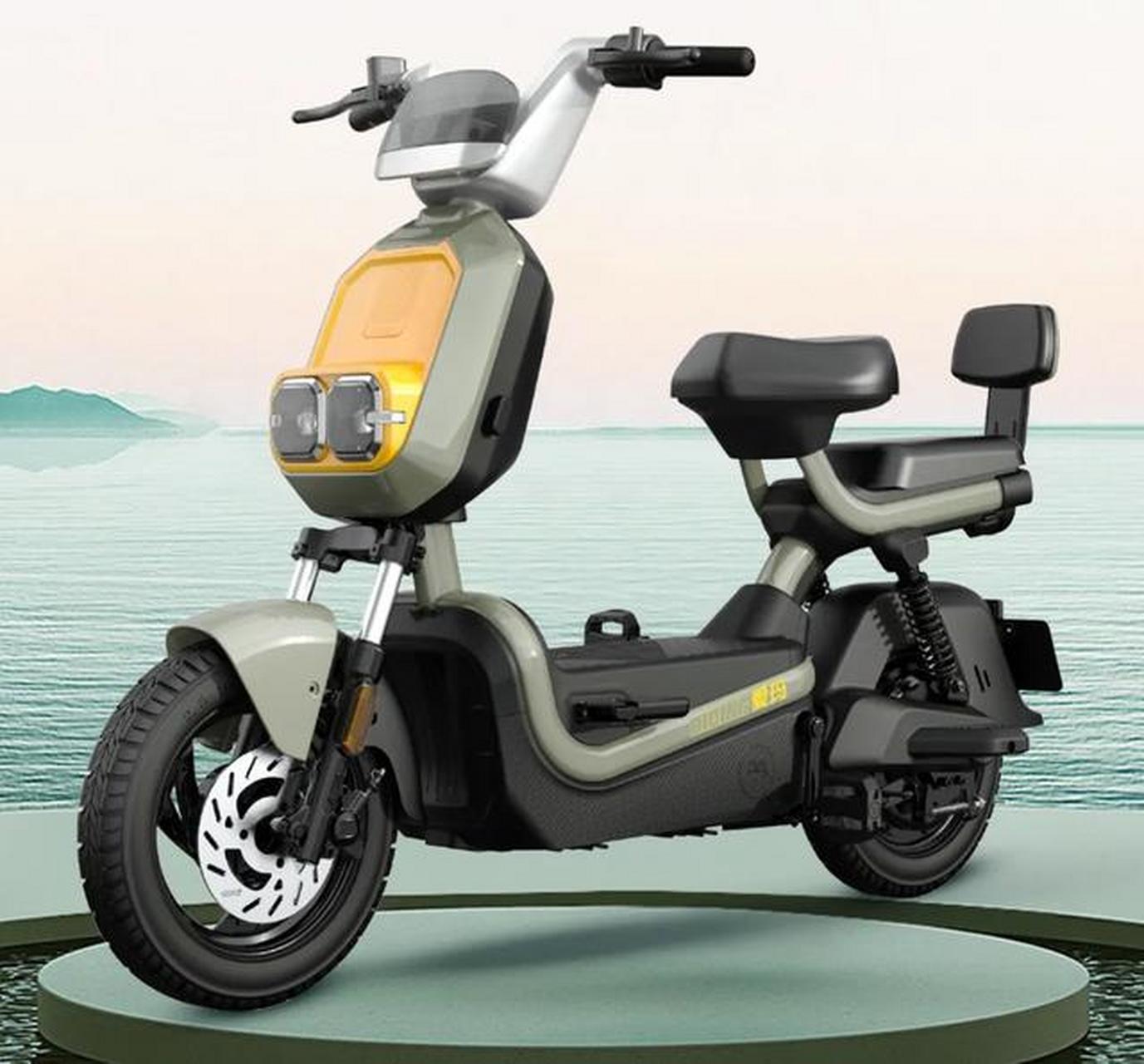 全新爱玛酷盛奢华版电动车惊艳亮相!