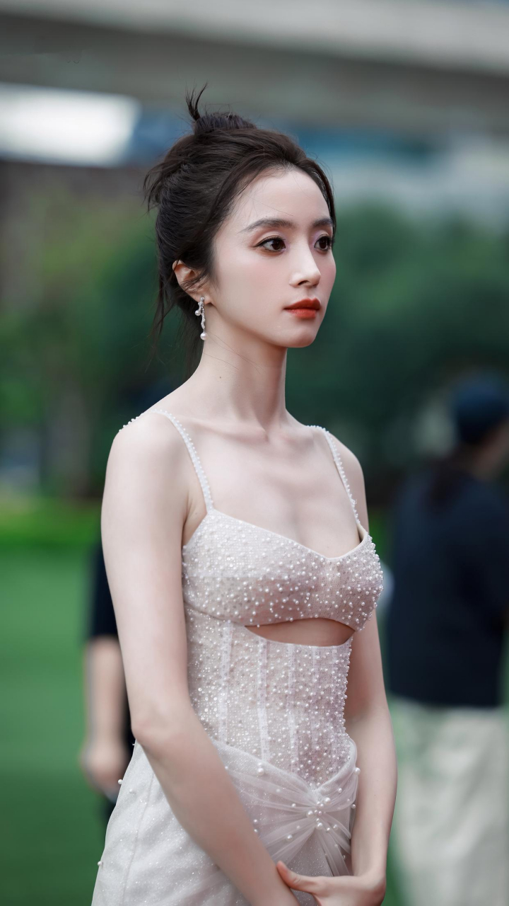 胡冰卿高清壁纸,罕见超高清照片,尤其第二张,真是大爱了,试问这样的