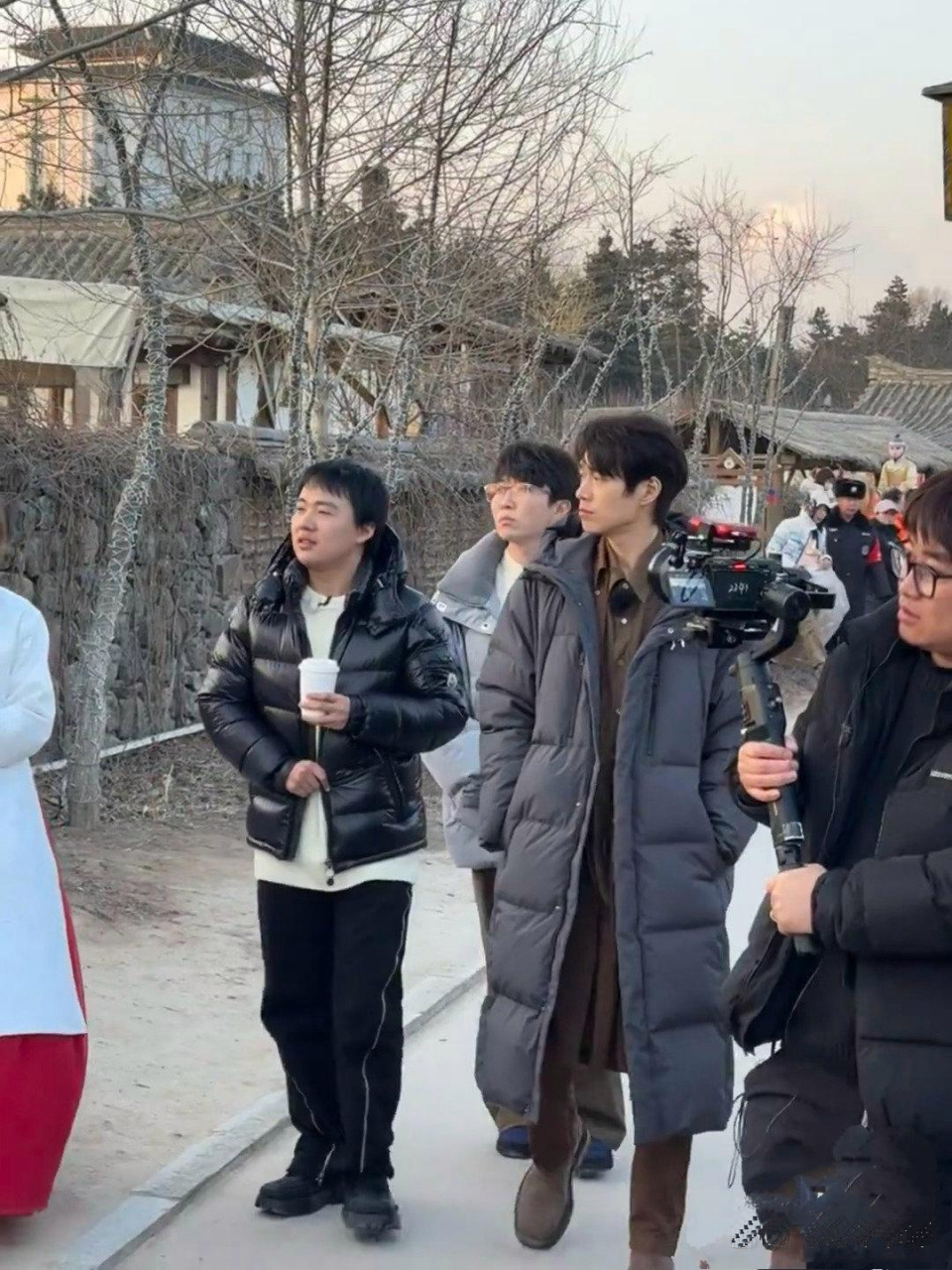 郭麒麟胖变形了