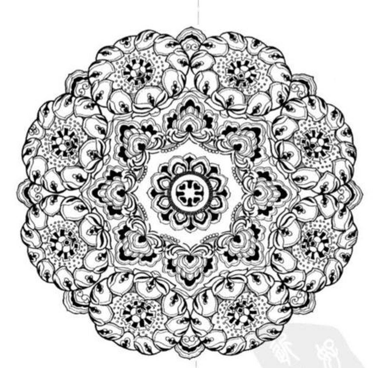 四神纹是指青龙,白虎,朱雀,玄武四种神像动物,青龙为龙形,白虎为虎形