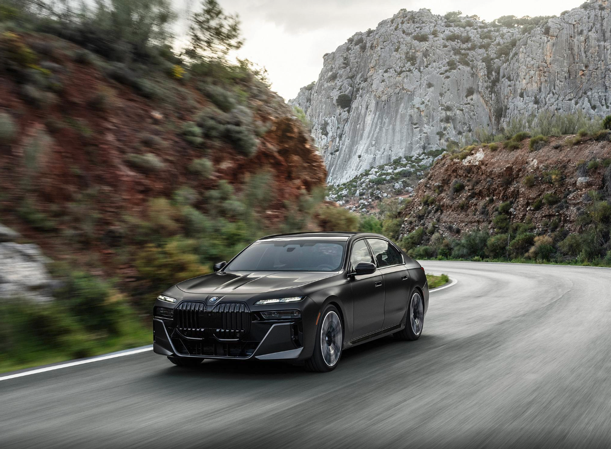 全系优惠20万元起,你的顶级豪车梦,宝马7系帮你进一步实现了