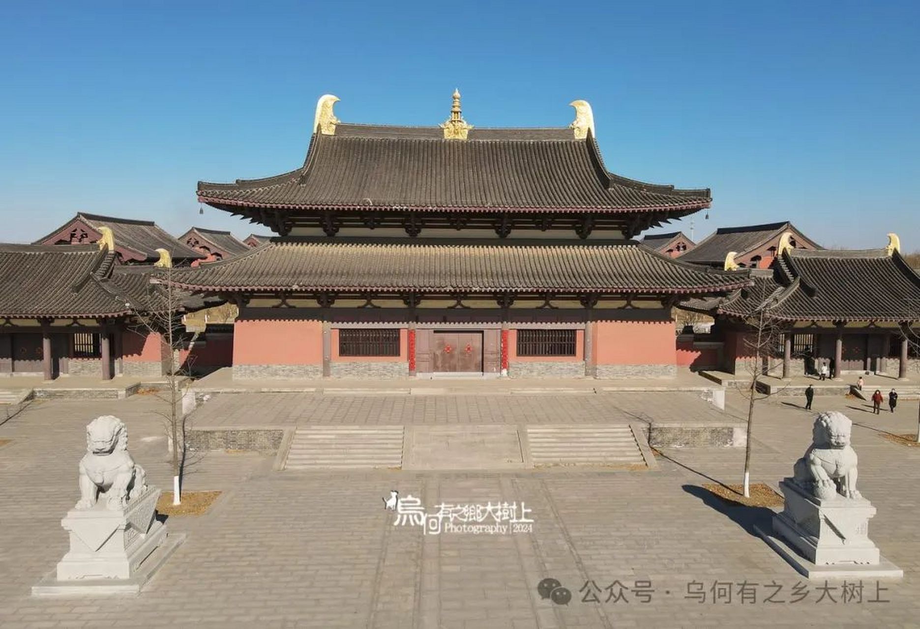 但目前神秘未开放状态让人心痒难耐…[原文:道观朴陋佛寺恢宏,天津