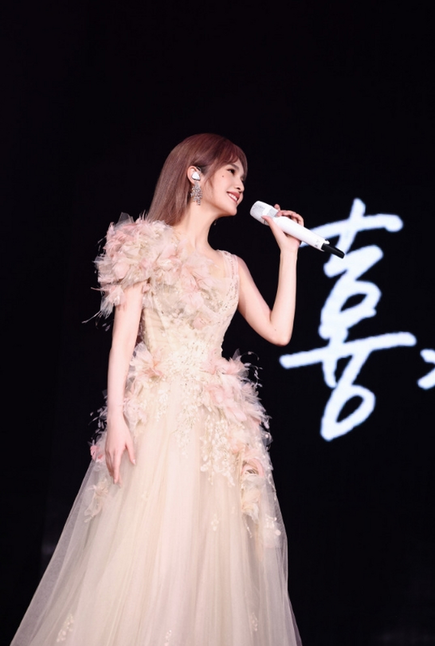 [原文:杨丞琳登《歌手2024》.