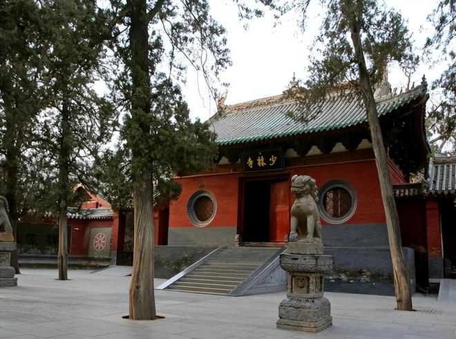 沈佺期《游少林寺》赏析:唐朝诗人的少林之游