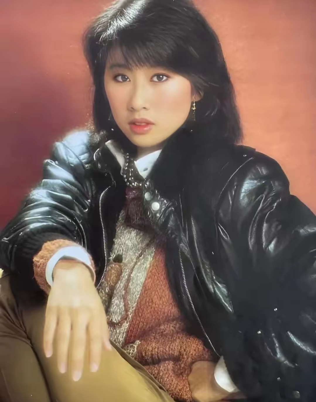 老照片,1983年的叶倩文,那时候她还是一名籍籍无名的小演员,为了理想