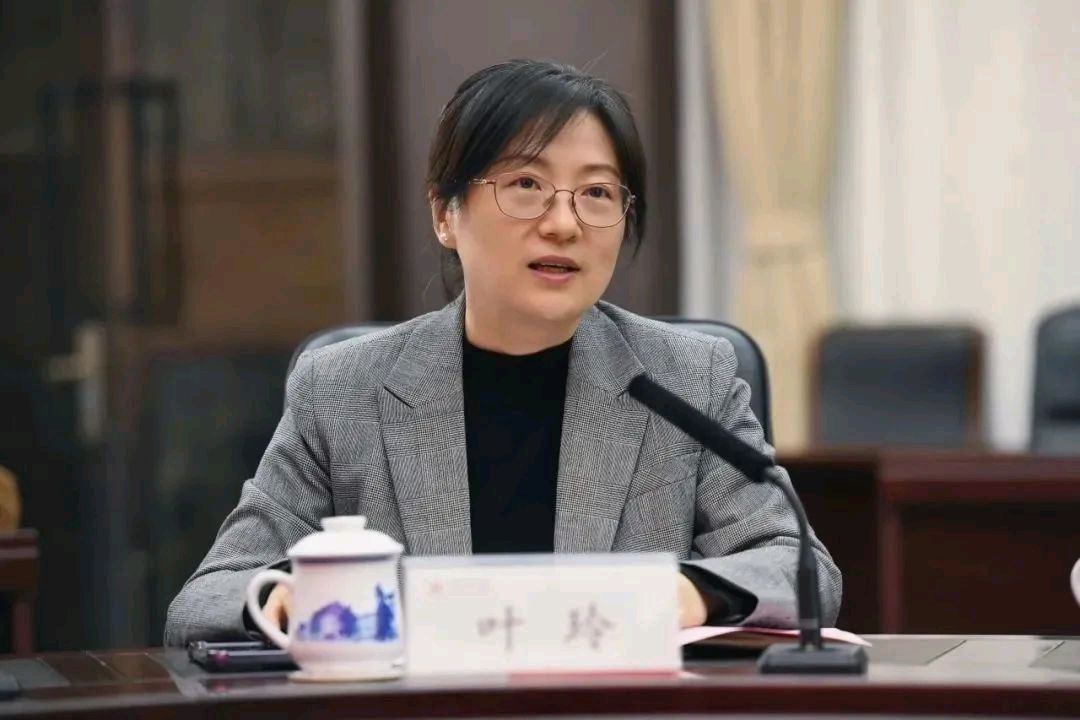 四川大学副校长,华西口腔医院院长,才貌双全女神叶玲