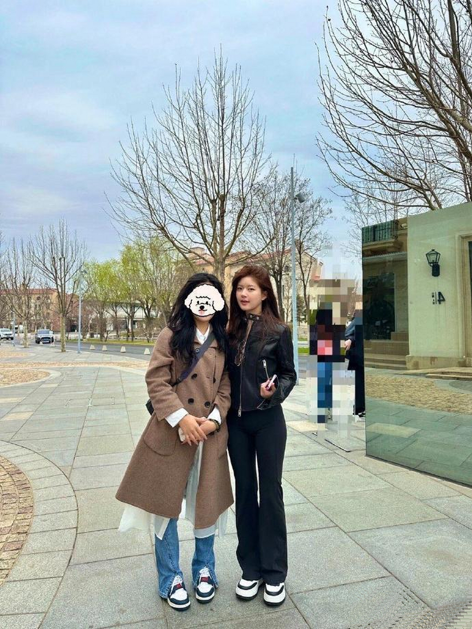 赵露思腿长比例引争议,小腿比大腿长是真是假?