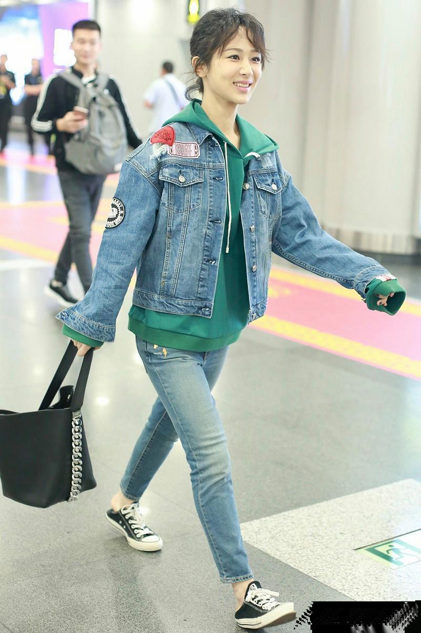 杨紫日常生活照