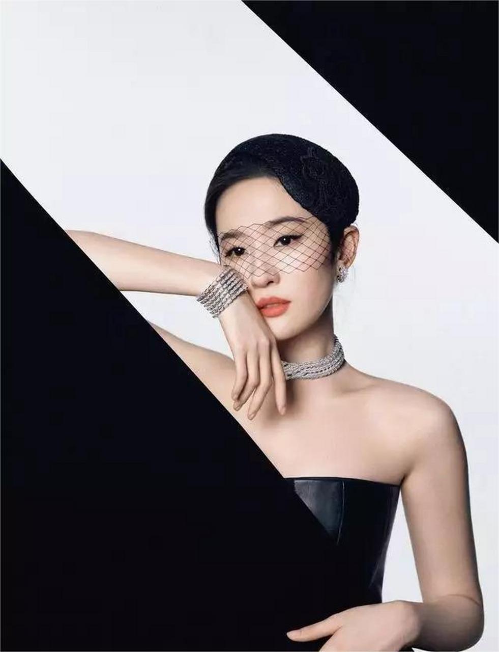 刘亦菲时尚芭莎大片来袭