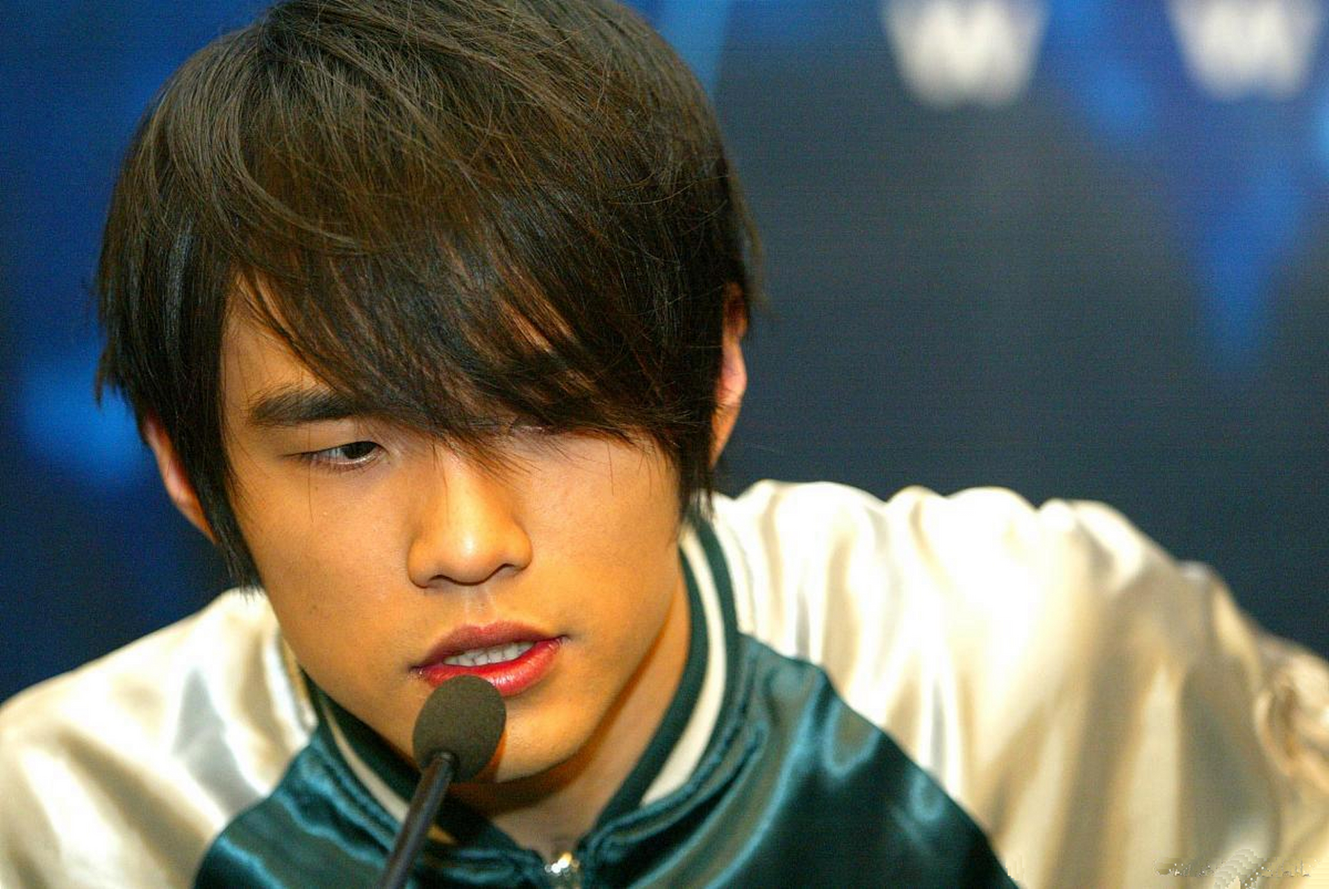 "功成名就之后的周杰伦和早期完全是两个人.