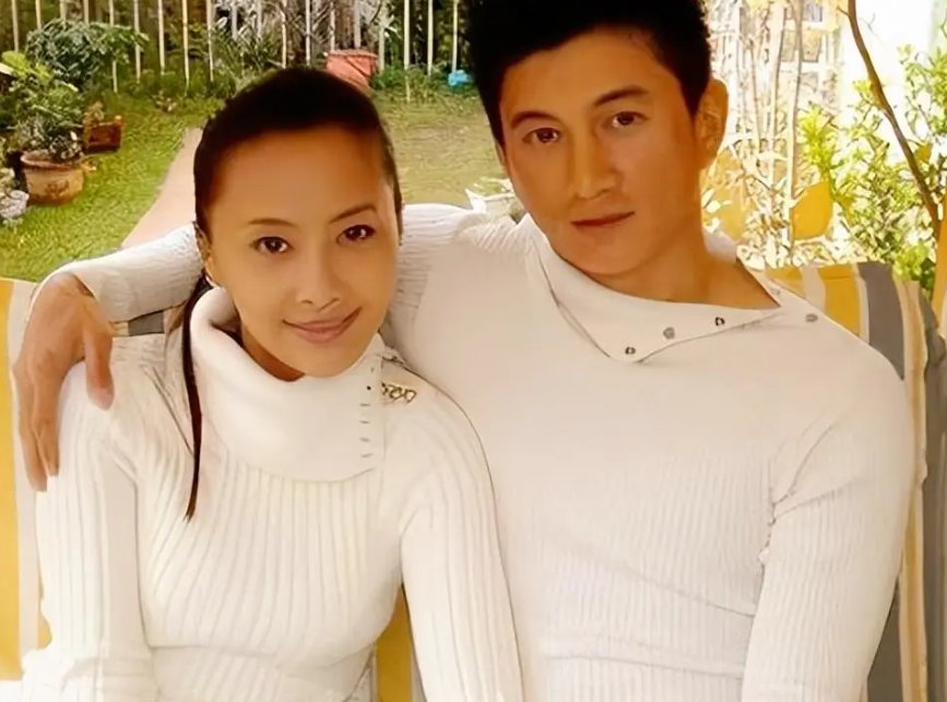 张译,吴奇隆,汪峰和许亚军这四位男明星各有各幸福,各有各婚姻