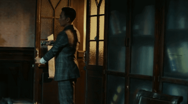 首播2集,就拿下全国收视第一,央视又出了一部谍战剧黑马