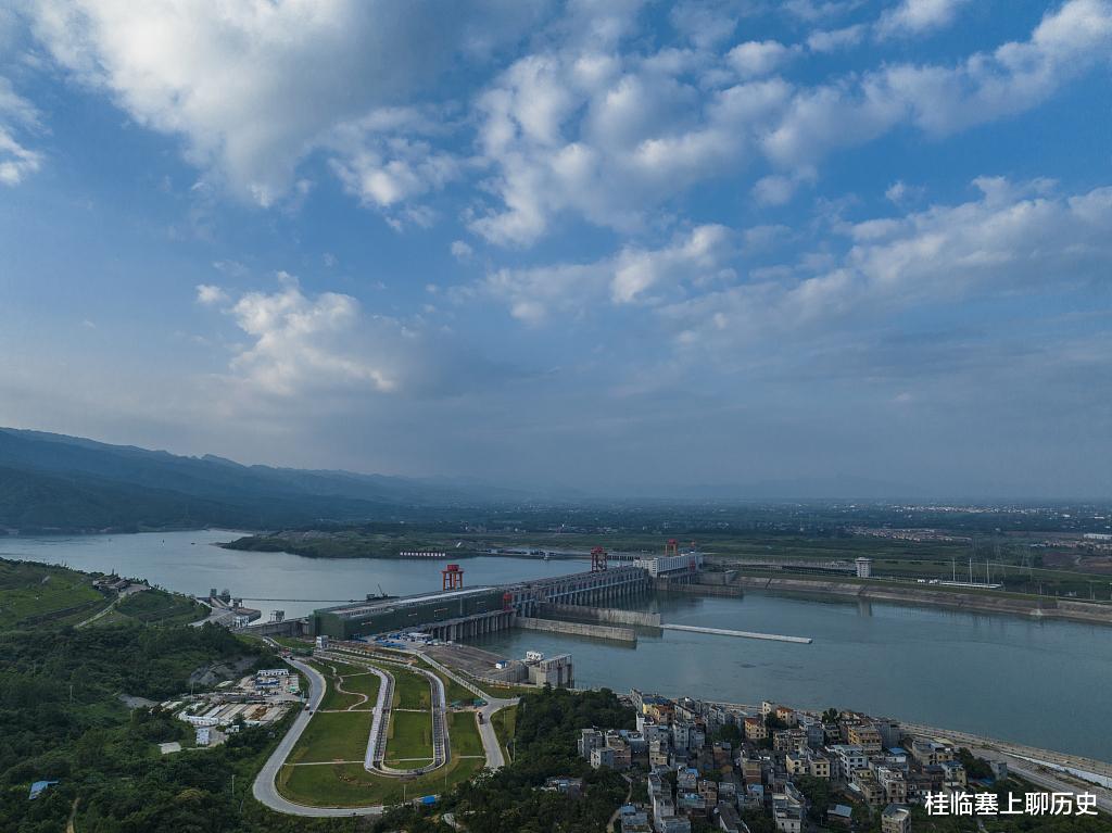 威观广西:面对发展困境,桂平浔江大桥是时候加快建设步伐了!