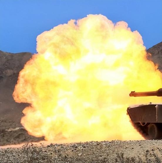 拆解155毫米m1a1型火炮,它的可靠性和机动性到底如何?