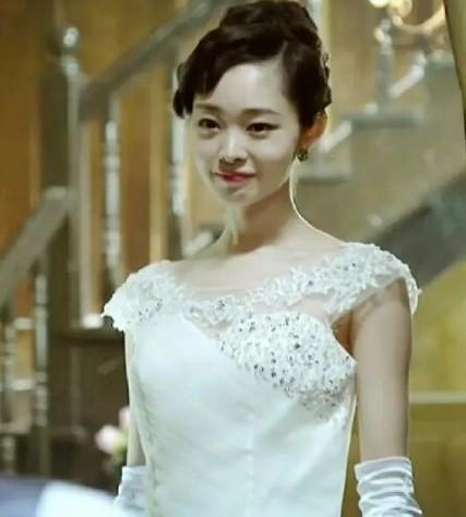 宋轶的曲线,汤唯的腰线,许晴的腰臀,这几位女星性感起来迷死人