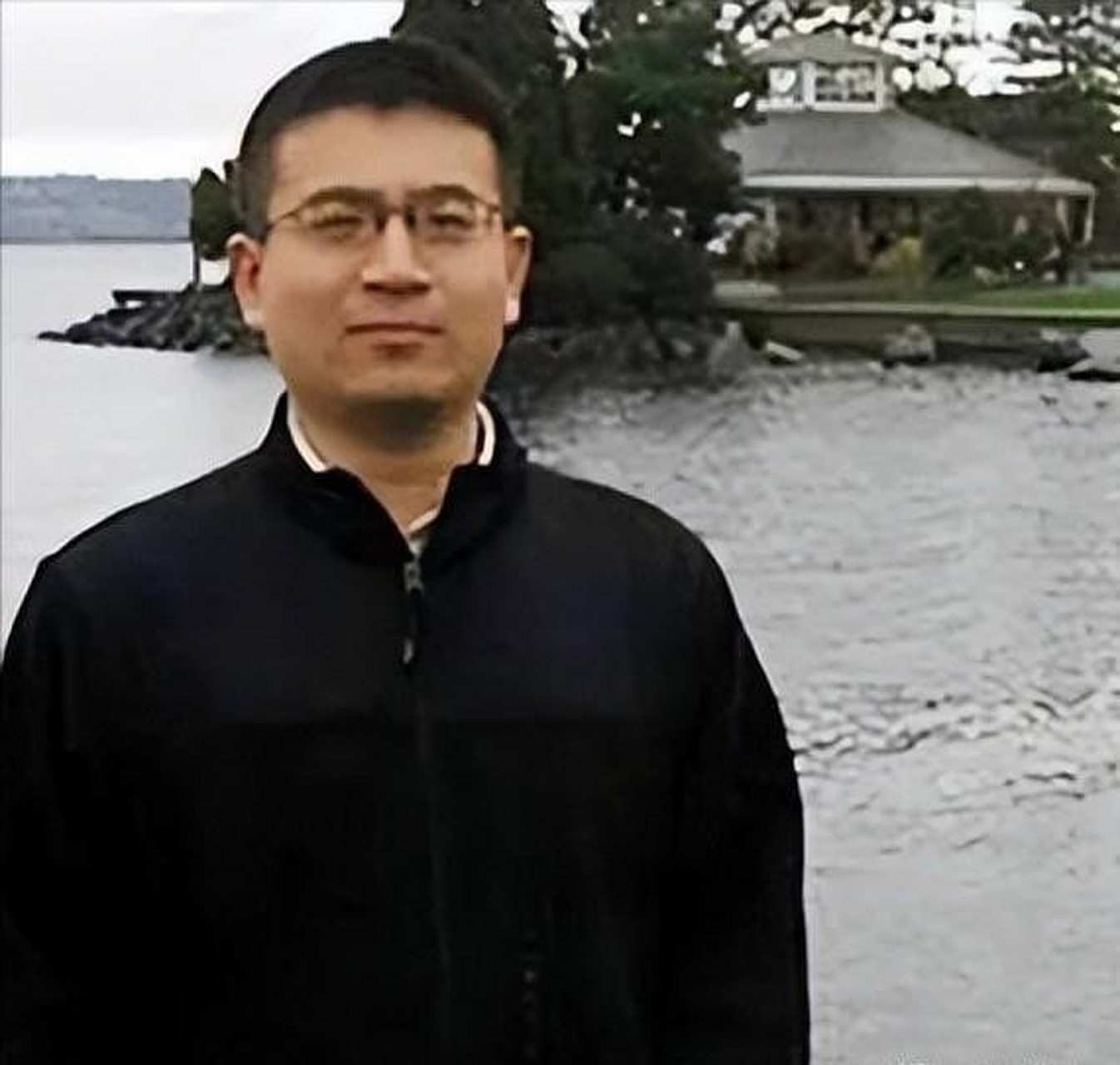 2008年,中国天才数学家任伟,放弃美国千万年薪,决定回国效力,却在回国